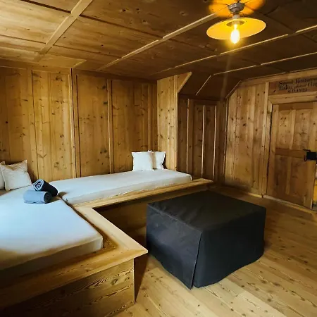 Διαμέρισμα Hanni's Haus