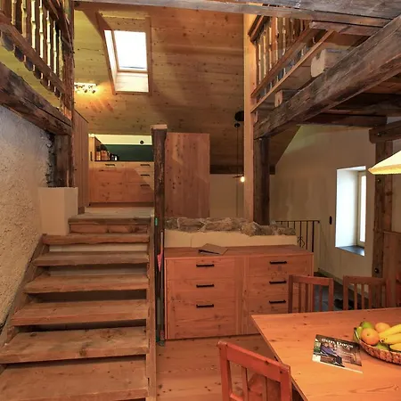 Apartment Hanni's Haus Ladis